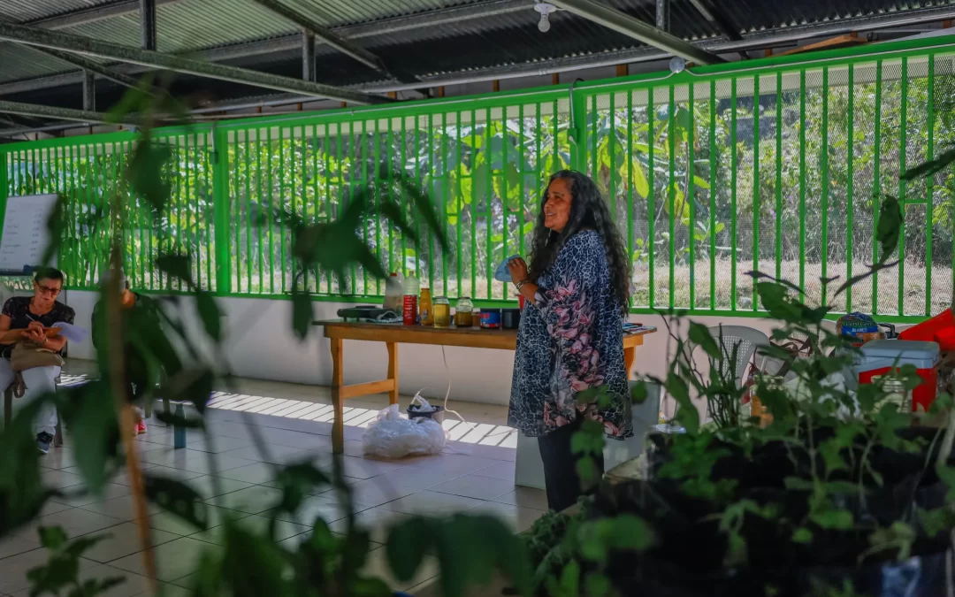 Seeds of Empowerment: Mujeres del Urán